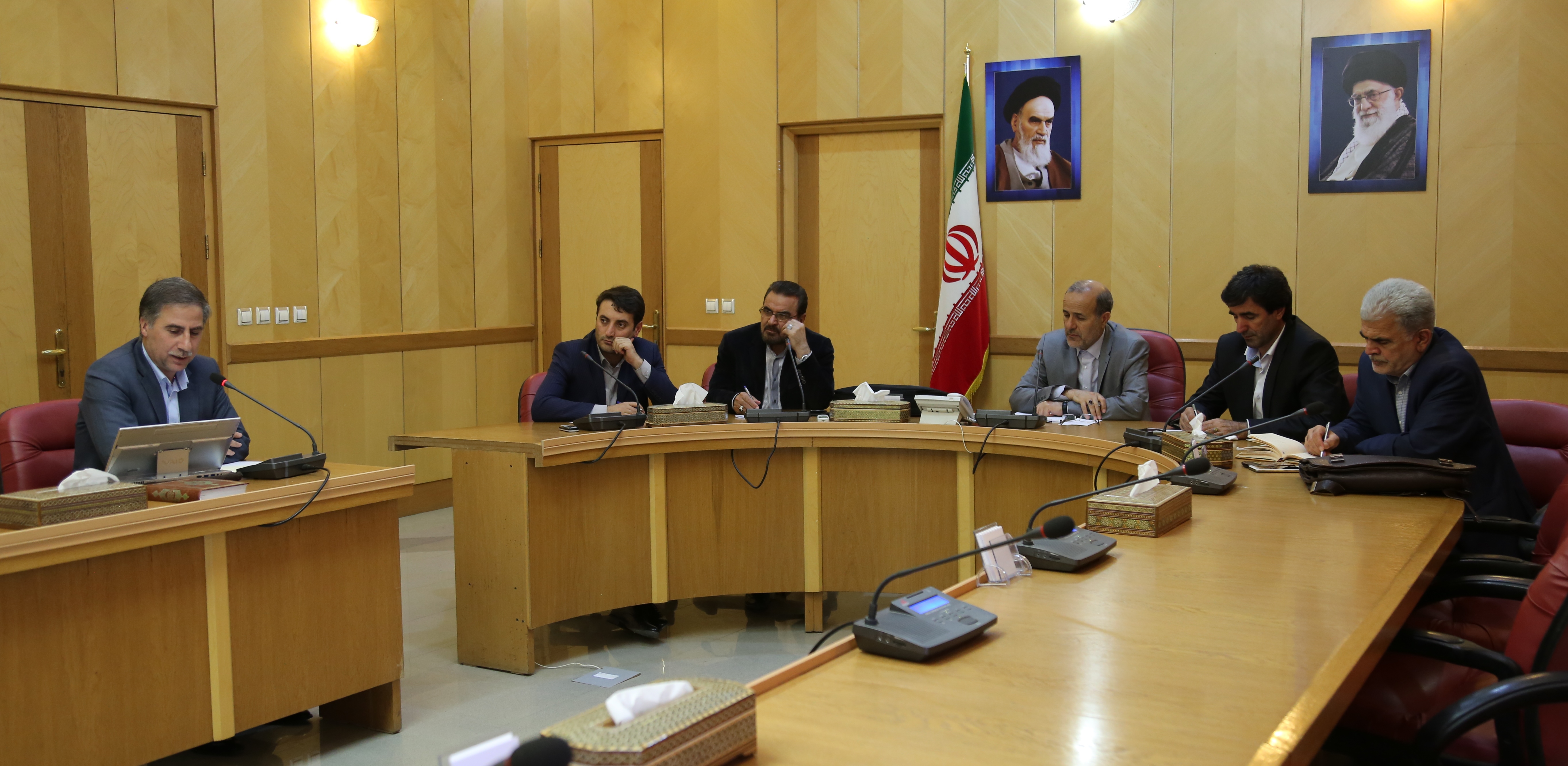دیدار مدیر عامل  و اعضای هیئت مدیره شرکت گاز استان اردبیل با مجمع نمایندگان استان 