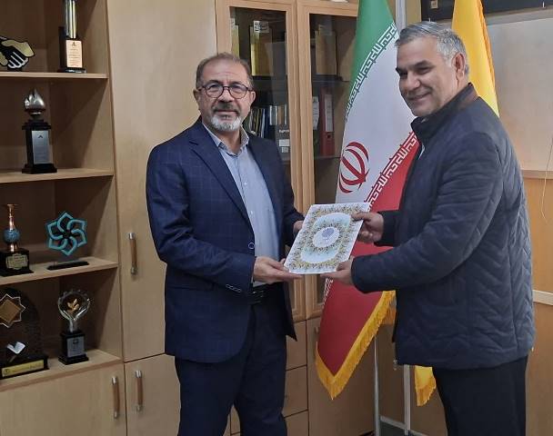 تقدیر رئیس دانشگاه پیام‌نور اردبیل از مدیرعامل شرکت گاز استان به‌دلیل همکاری در بهینه‌سازی مصرف انرژی